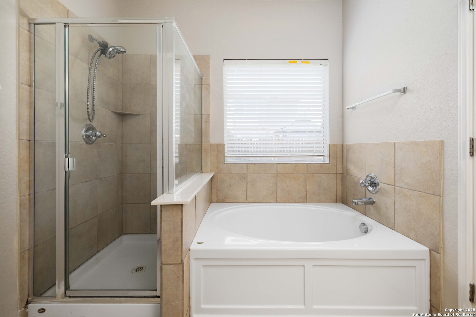 120 Clapboard Run Cibolo TX 78108