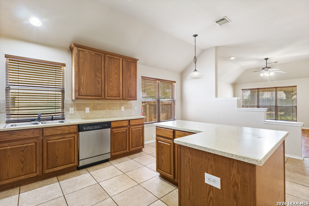 908 Rimrock Trail Schertz TX 78154