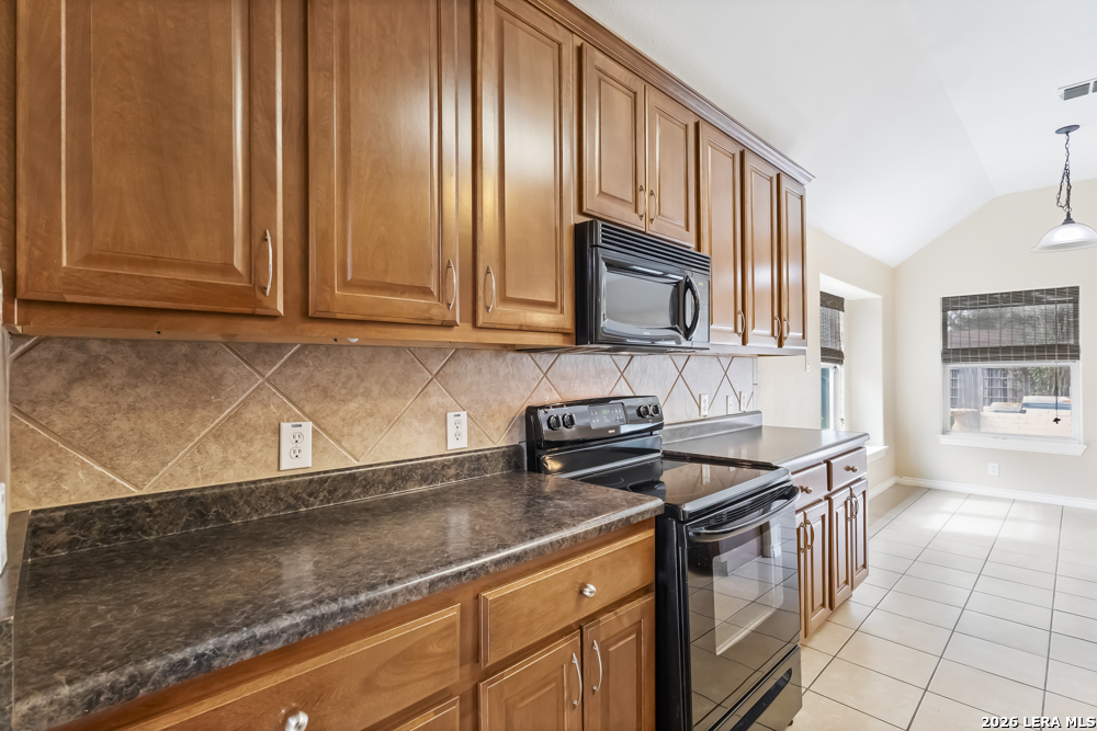15713 Fair Lane San Antonio TX 78154