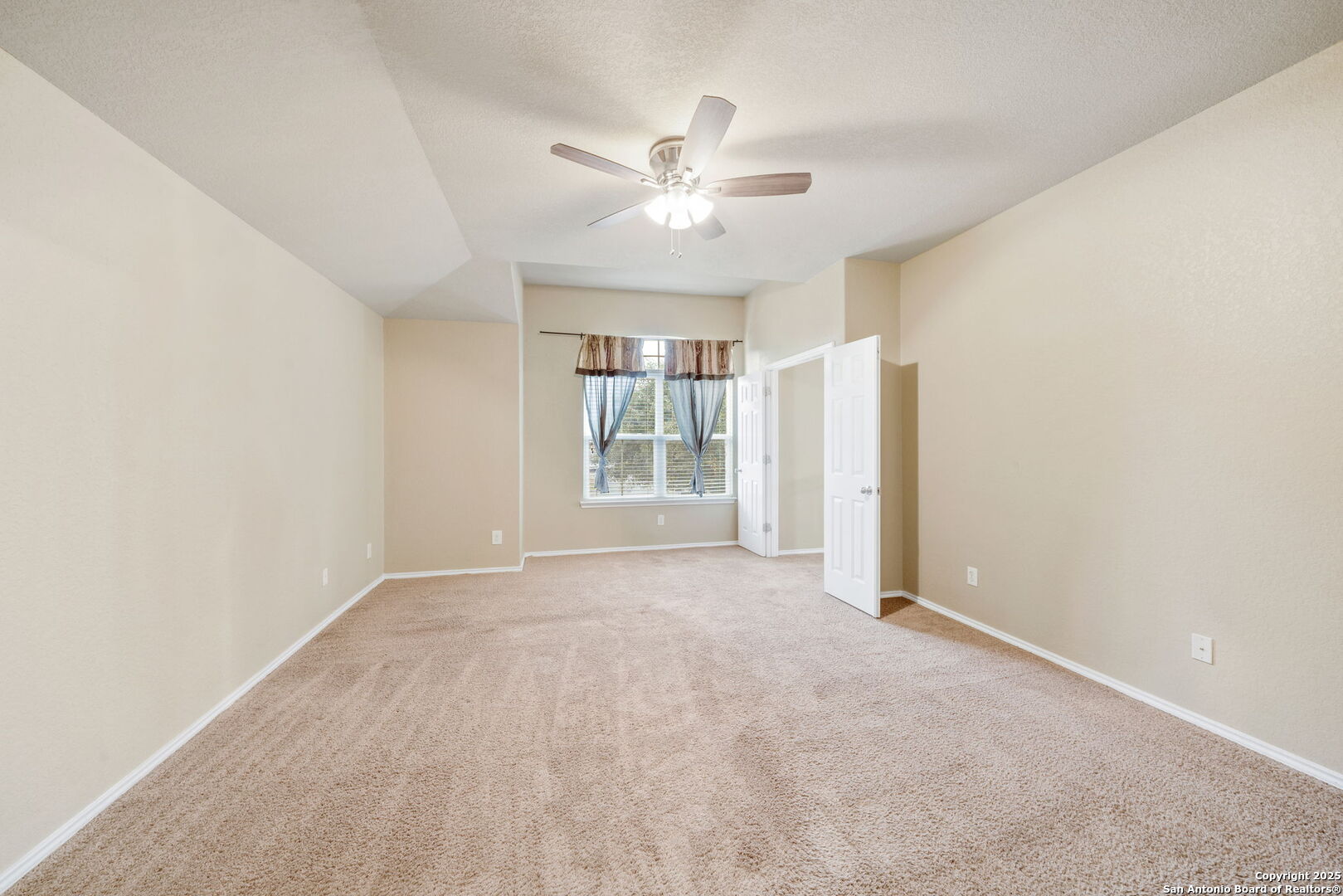 12151 Sugarberry Way San Antonio TX 78253