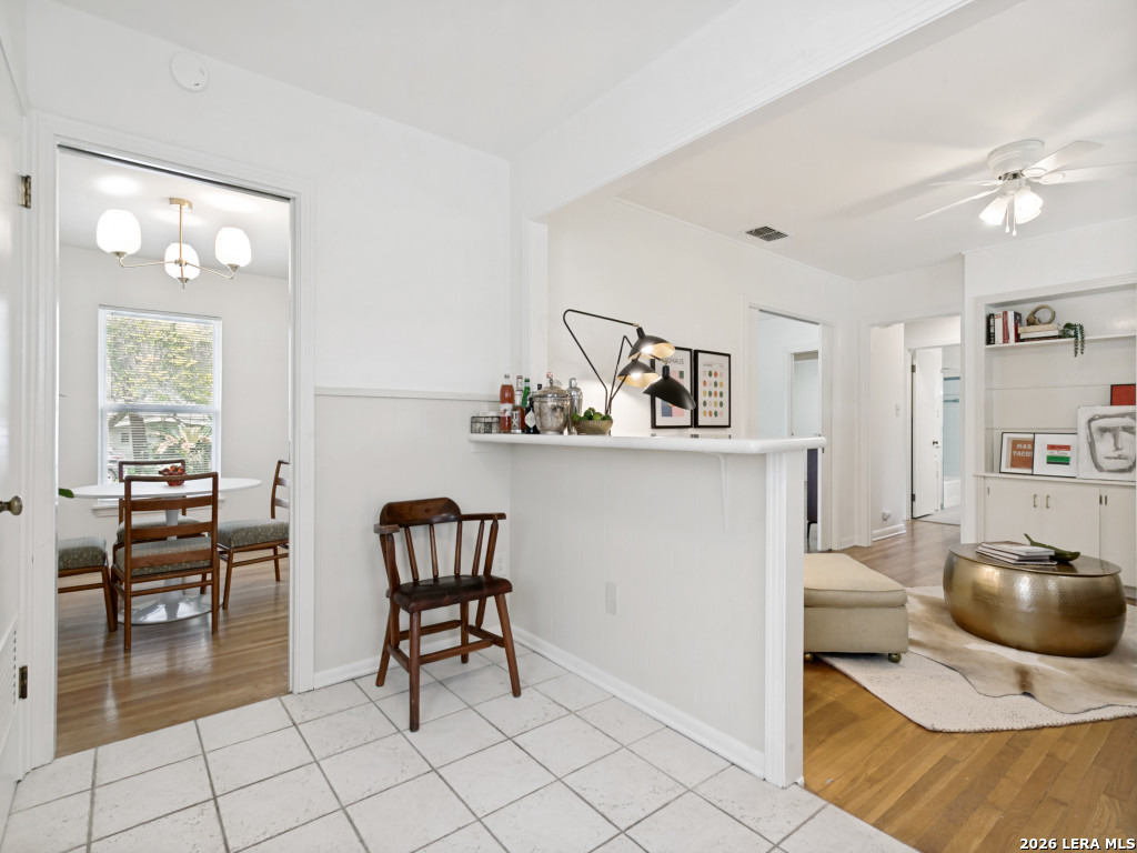 2010 Edgehill San Antonio TX 78209