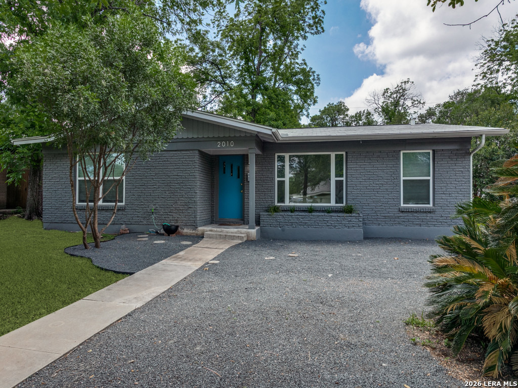 2010 Edgehill San Antonio TX 78209