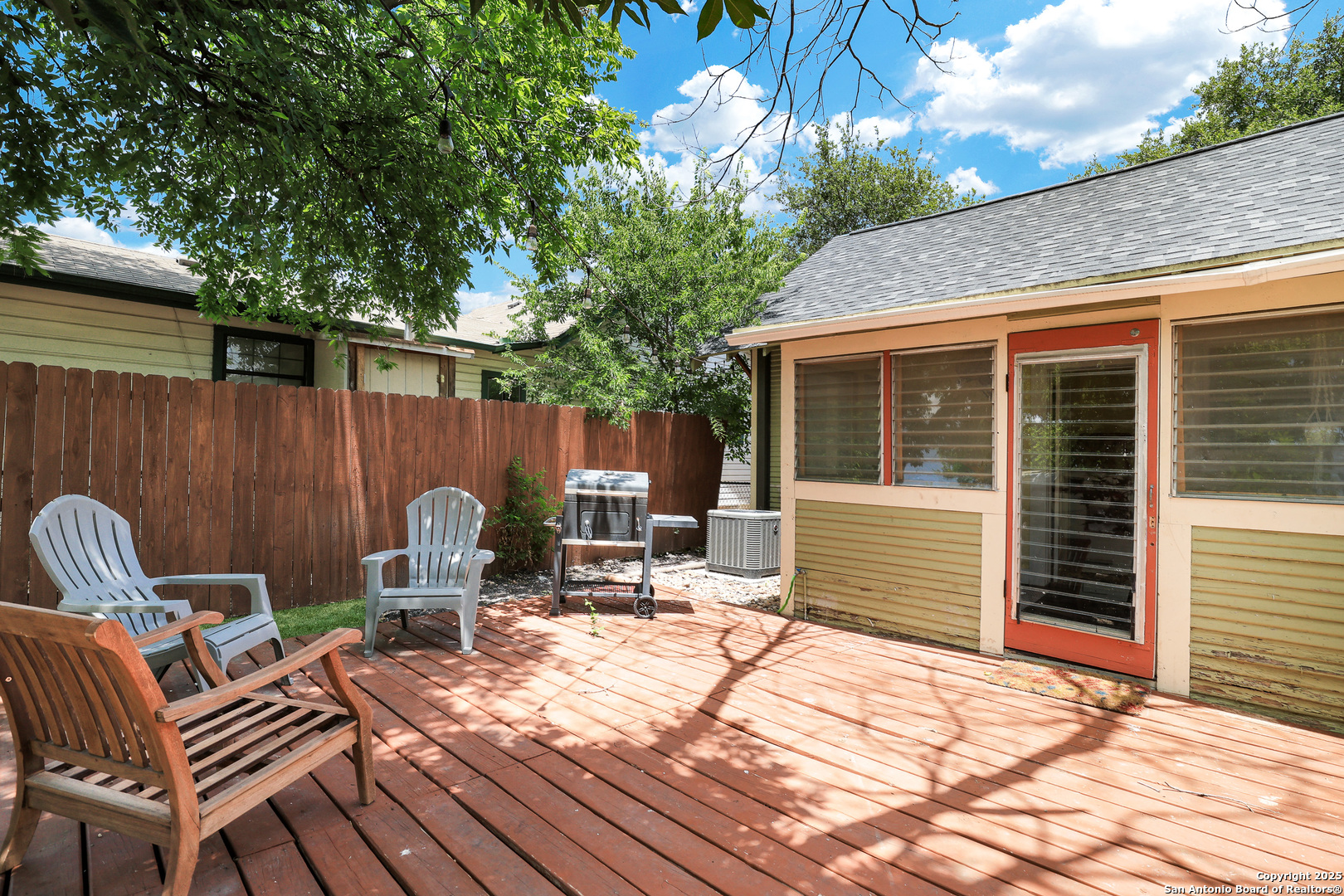 331 Adaes San Antonio TX 78207