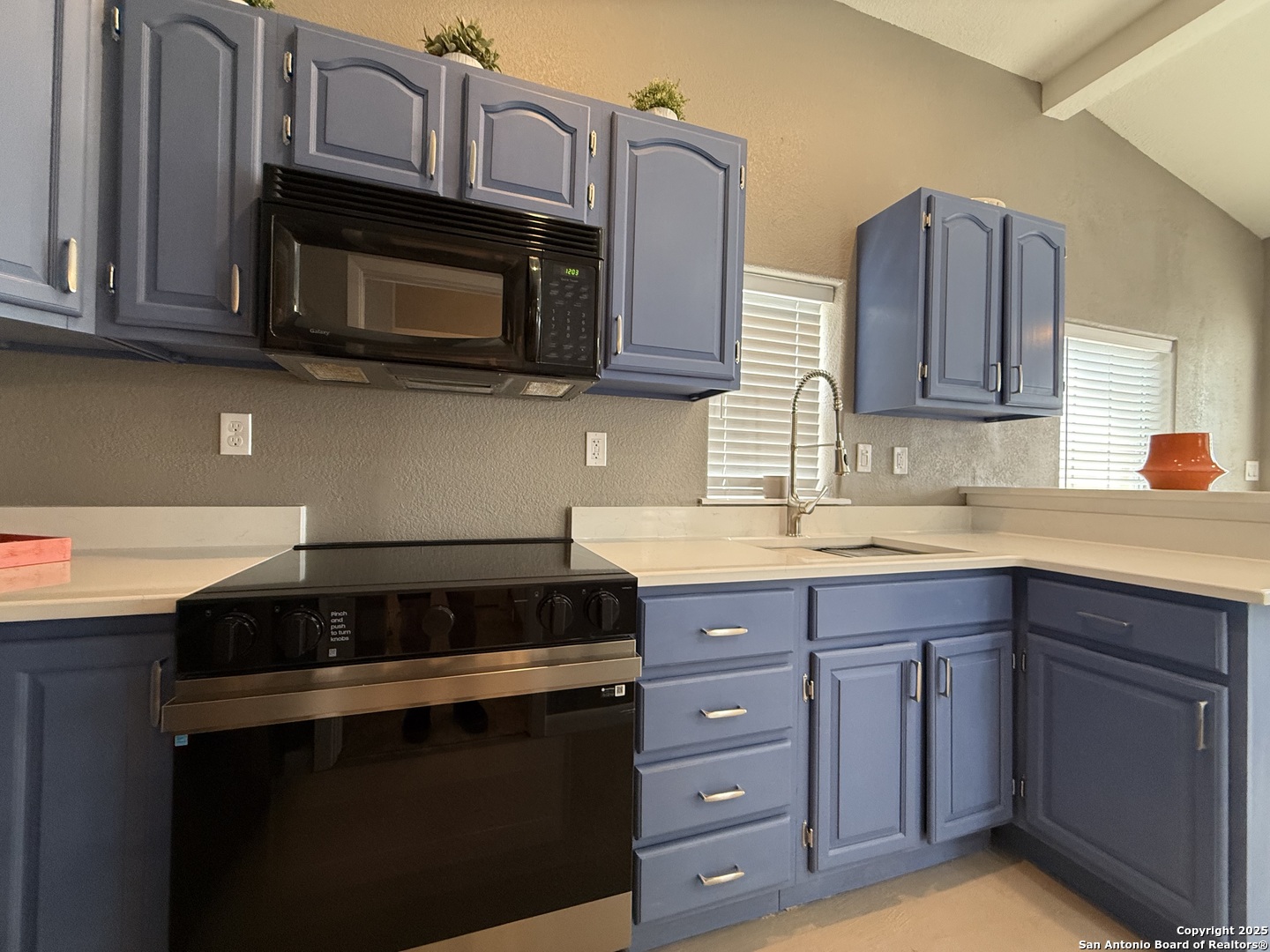 423 W Craig Place San Antonio TX 78212