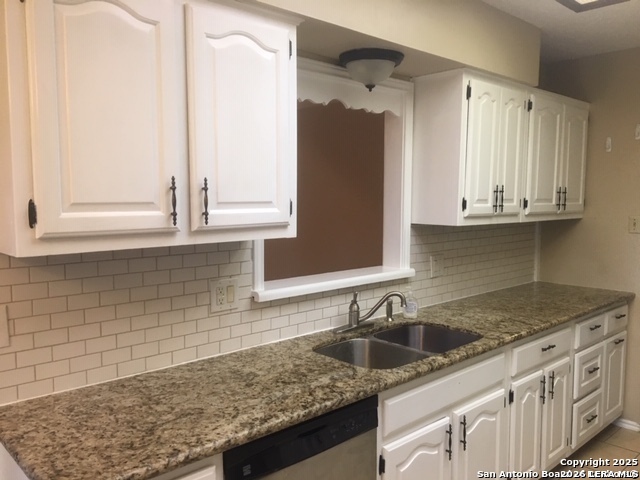 7926 Rugged Ridge San Antonio TX 78250
