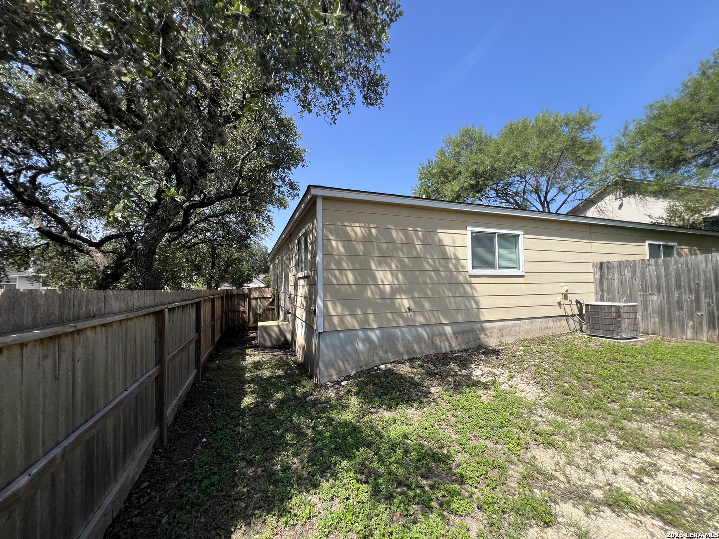 7302 Trail Crossing San Antonio TX 78250