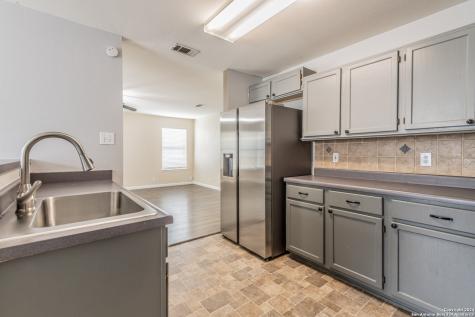 1302 Bobcat Pass San Antonio TX 78251