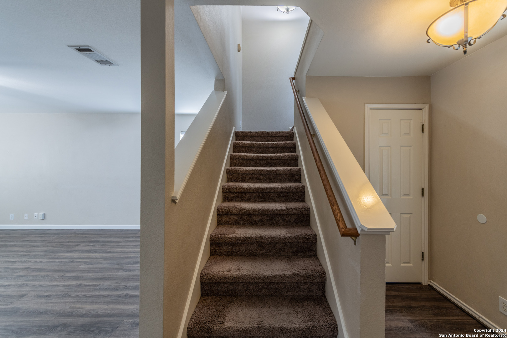 1302 Bobcat Pass San Antonio TX 78251