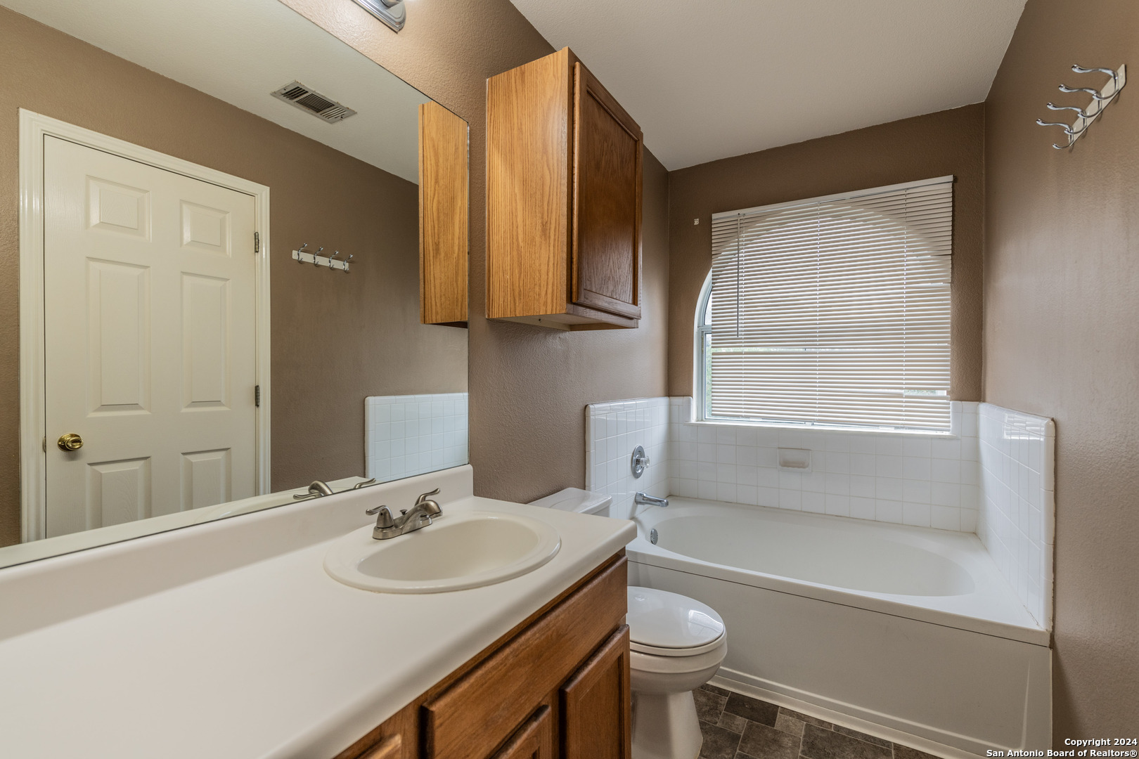 1302 Bobcat Pass San Antonio TX 78251