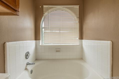 1302 Bobcat Pass San Antonio TX 78251