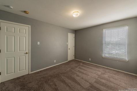 1302 Bobcat Pass San Antonio TX 78251