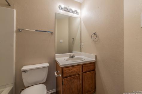 1302 Bobcat Pass San Antonio TX 78251