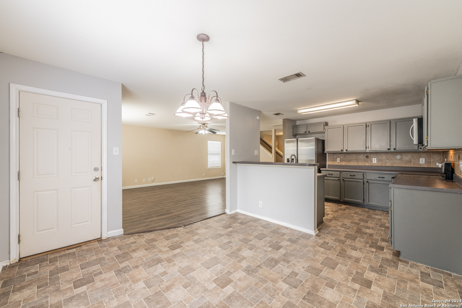 1302 Bobcat Pass San Antonio TX 78251