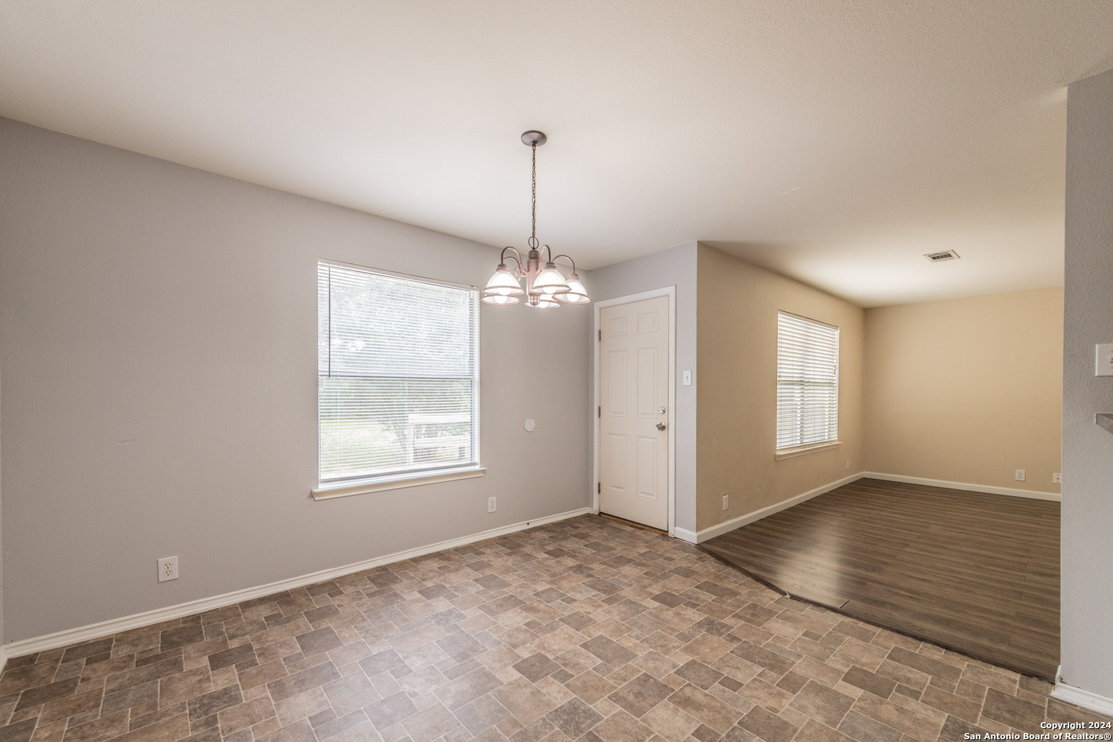 1302 Bobcat Pass San Antonio TX 78251
