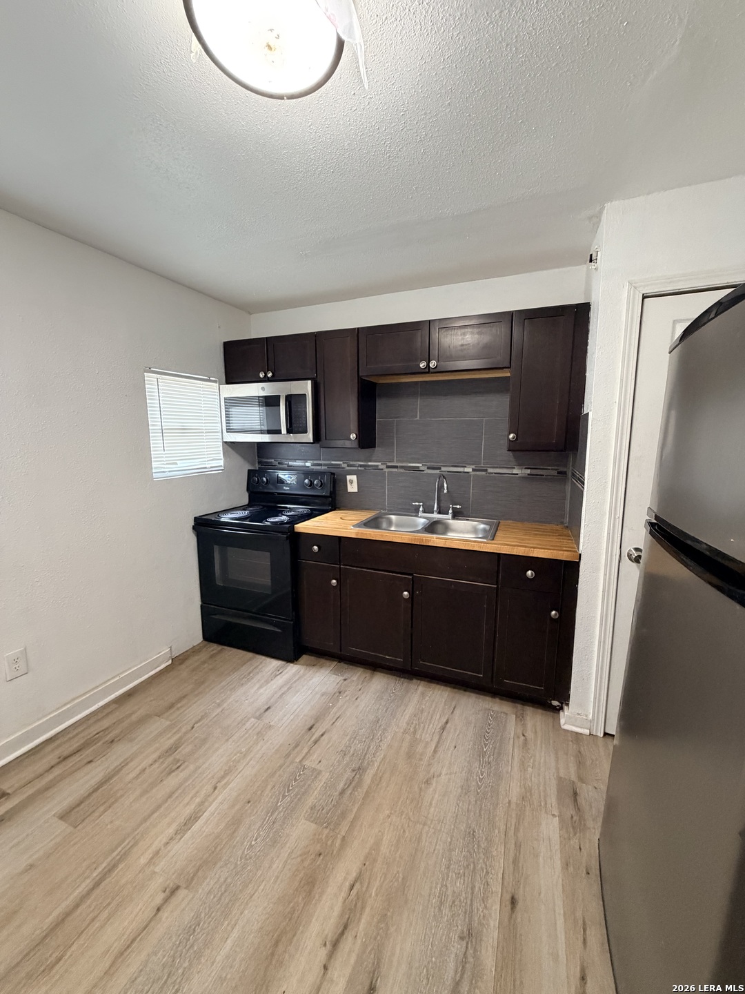 3430 S Flores San Antonio TX 78204
