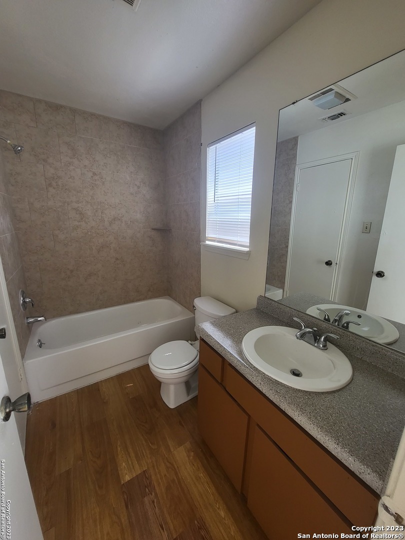 8427 Cranberry Hill San Antonio TX 78254