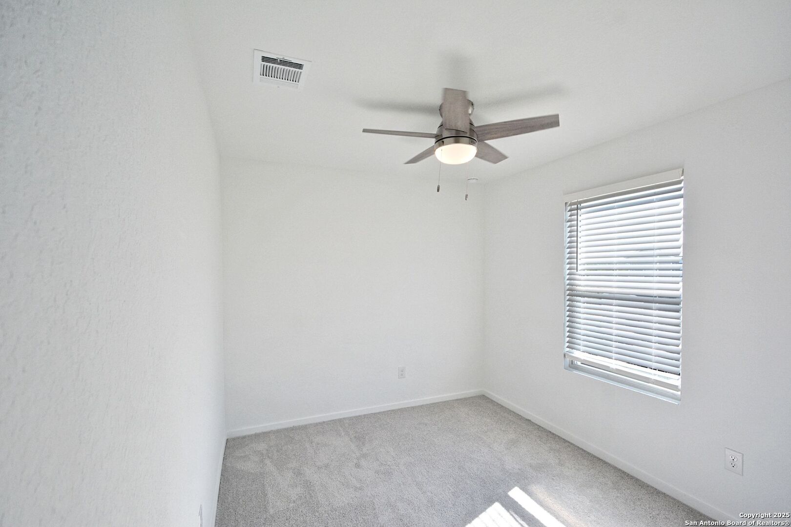 5029 Winecup Cove Converse TX 78109