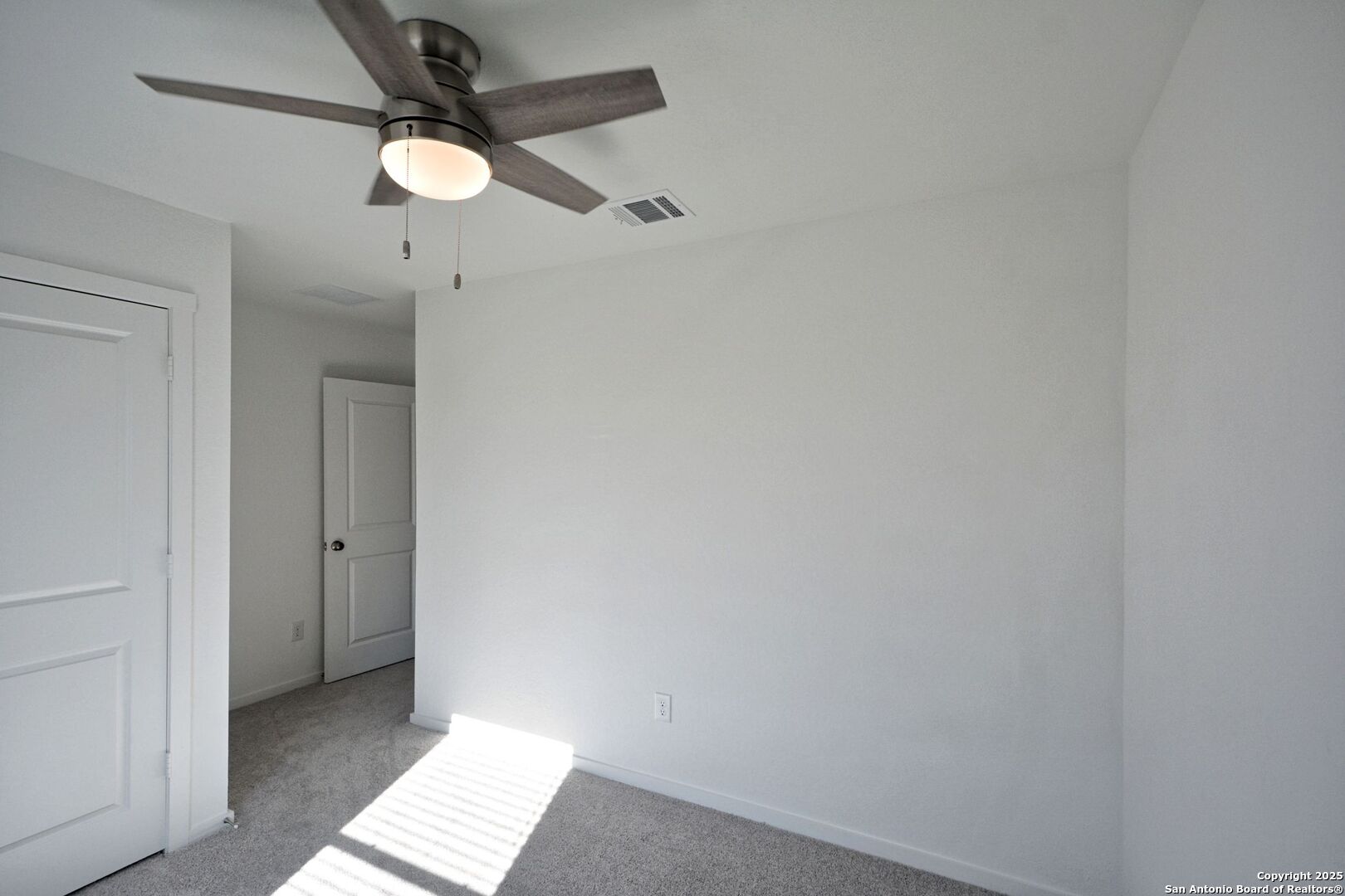 5029 Winecup Cove Converse TX 78109