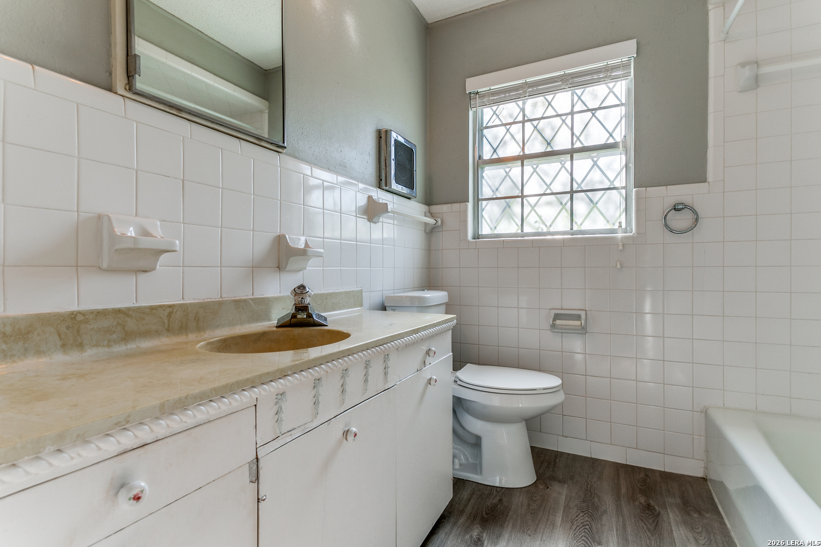 331 E Rosewood San Antonio TX 78212
