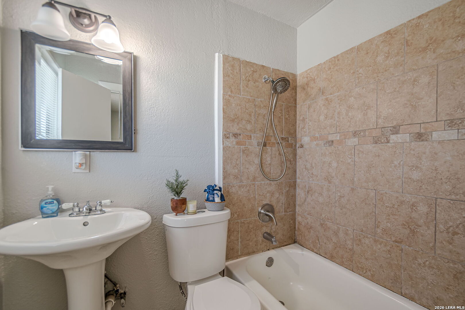 2323 Arbor Place San Antonio TX 78207