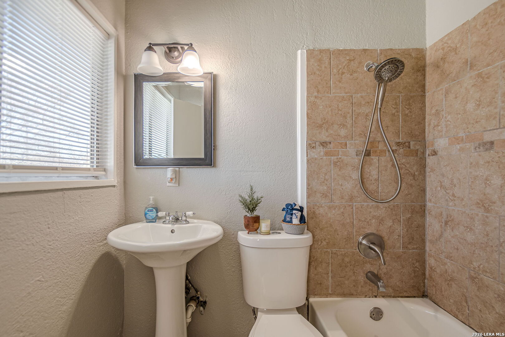 2323 Arbor Place San Antonio TX 78207