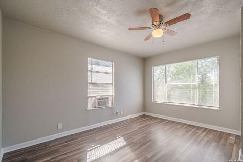 2323 Arbor Place San Antonio TX 78207