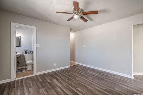 2323 Arbor Place San Antonio TX 78207