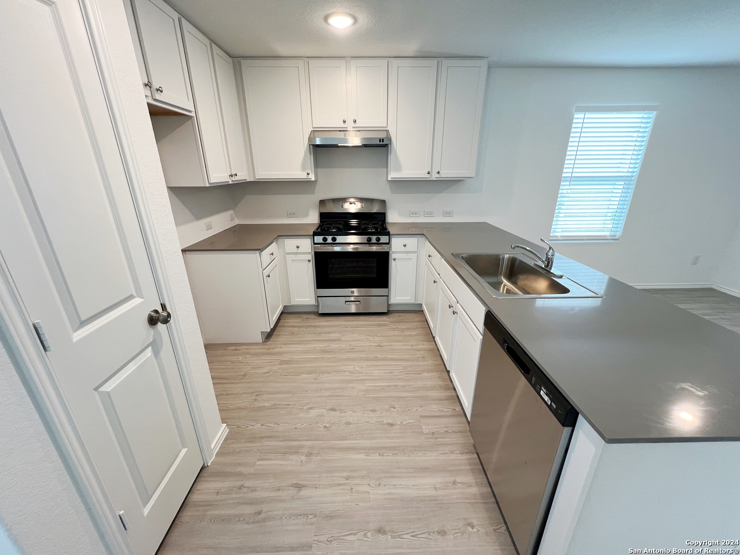 736 Bullsnake Trail New Braunfels TX 78132