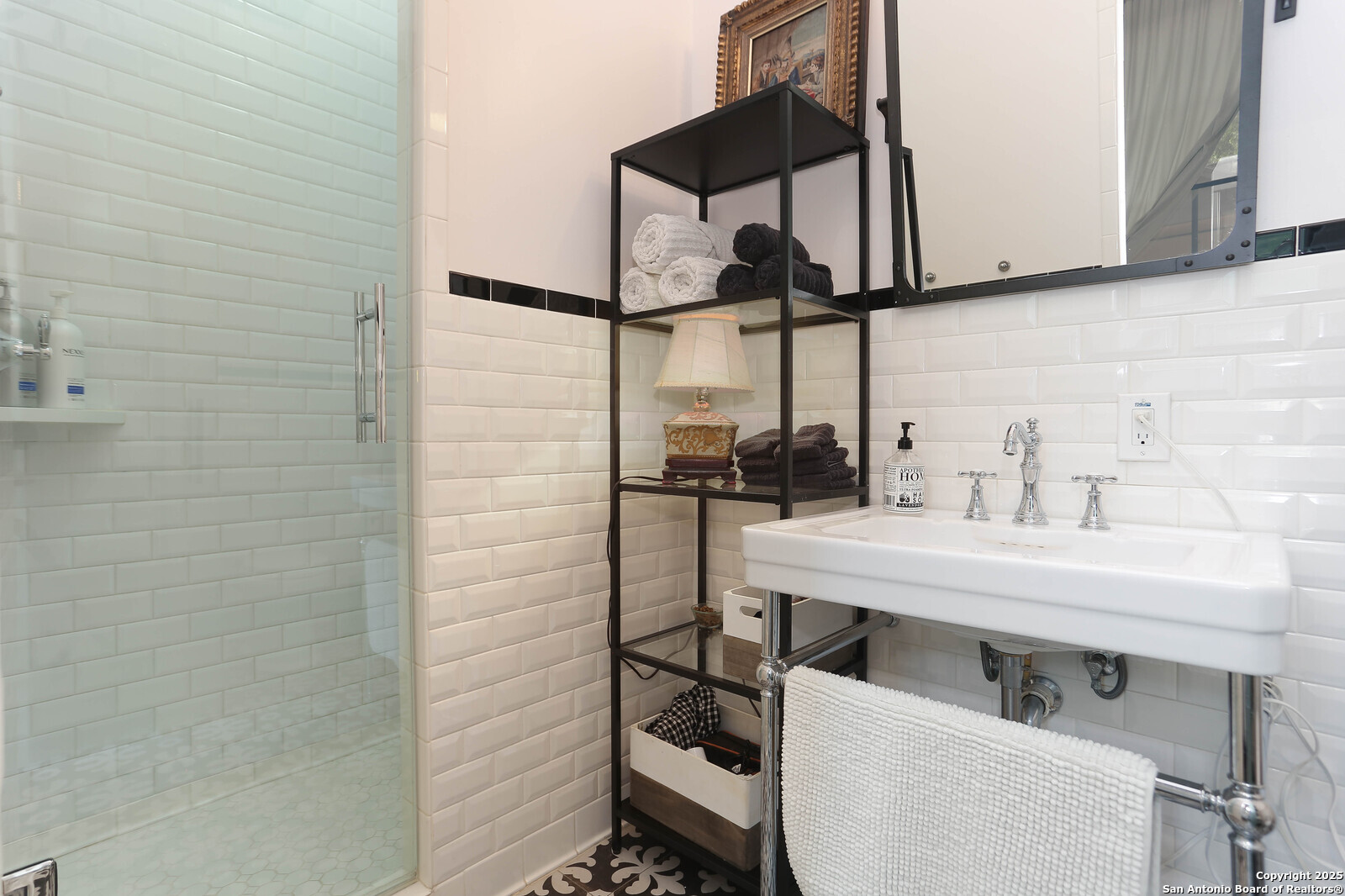 182 E Edgewood Place Alamo Heights TX 78209