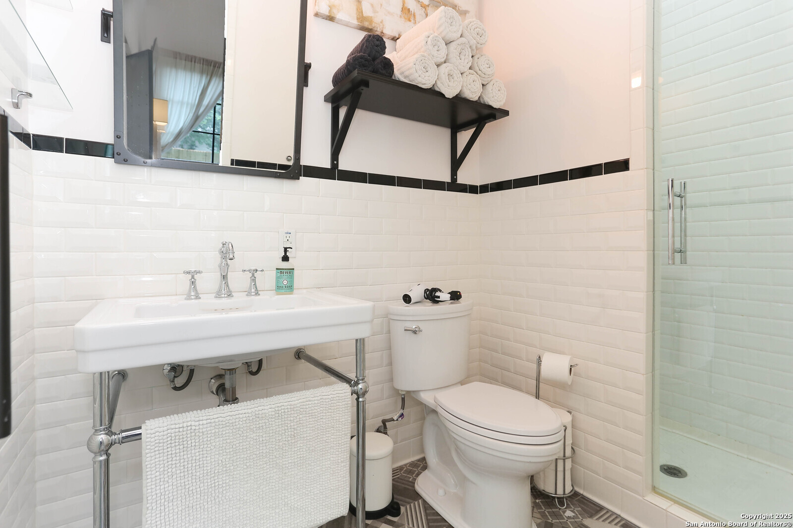182 E Edgewood Place Alamo Heights TX 78209