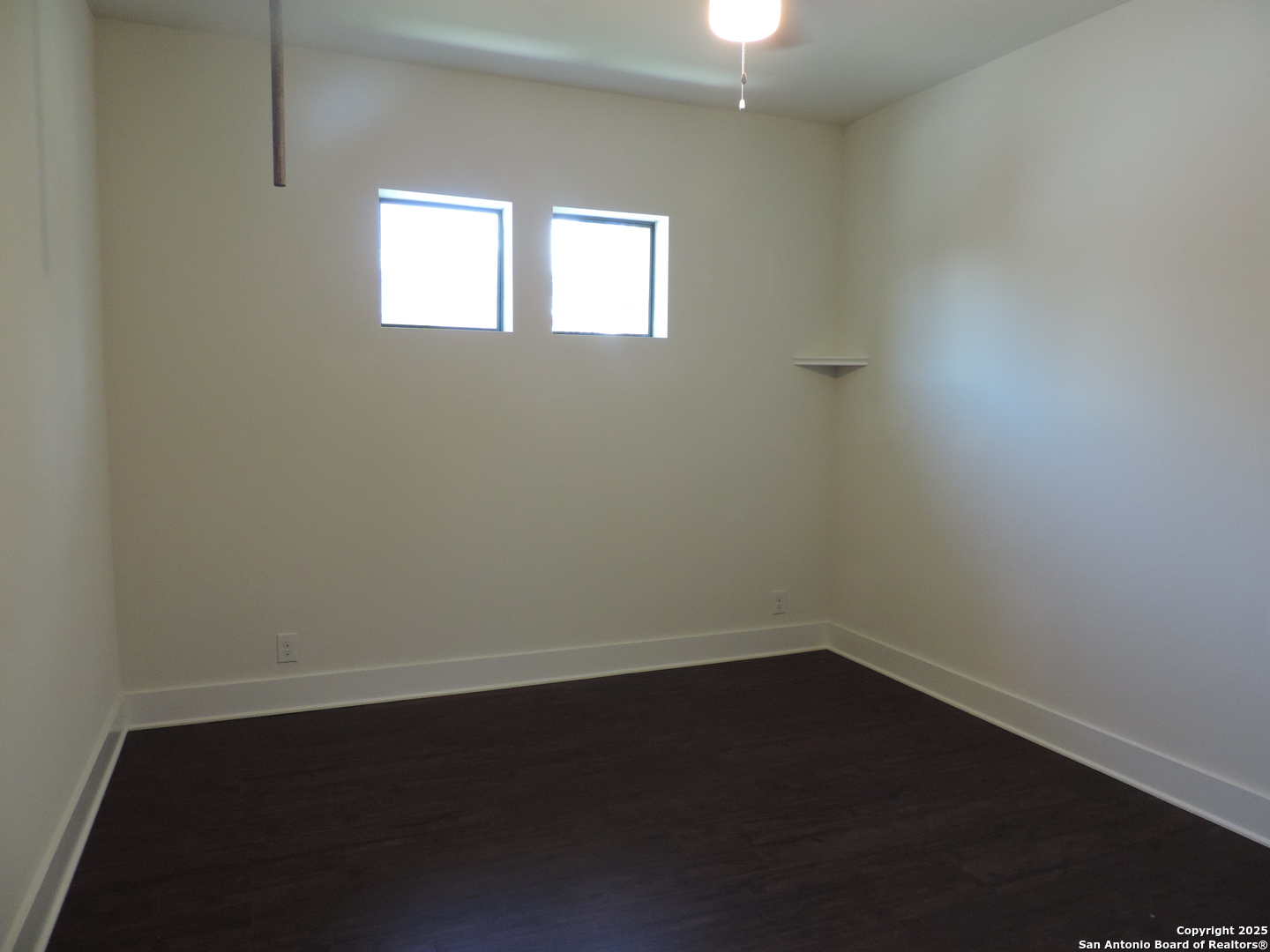425 E Mistletoe Avenue San Antonio TX 78212