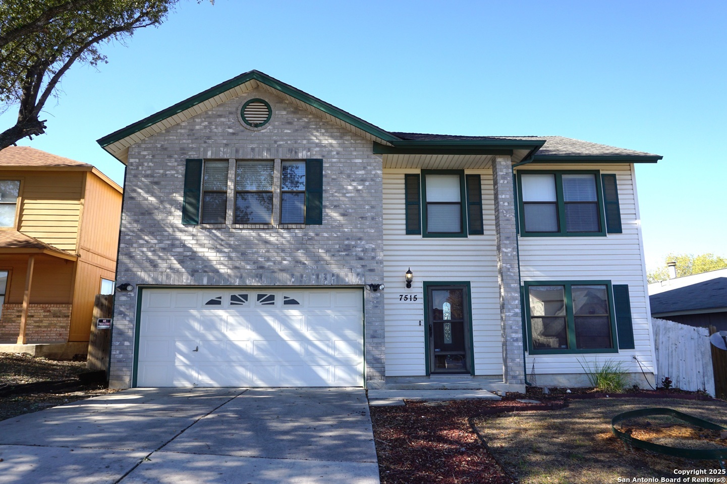 7515 Foss Meadows San Antonio TX 78244