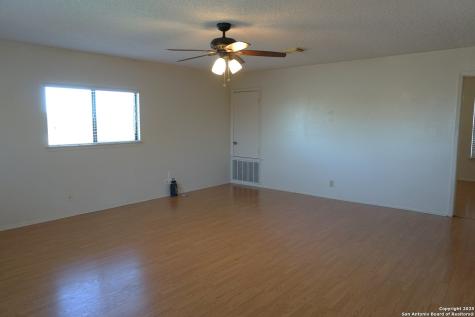 7515 Foss Meadows San Antonio TX 78244
