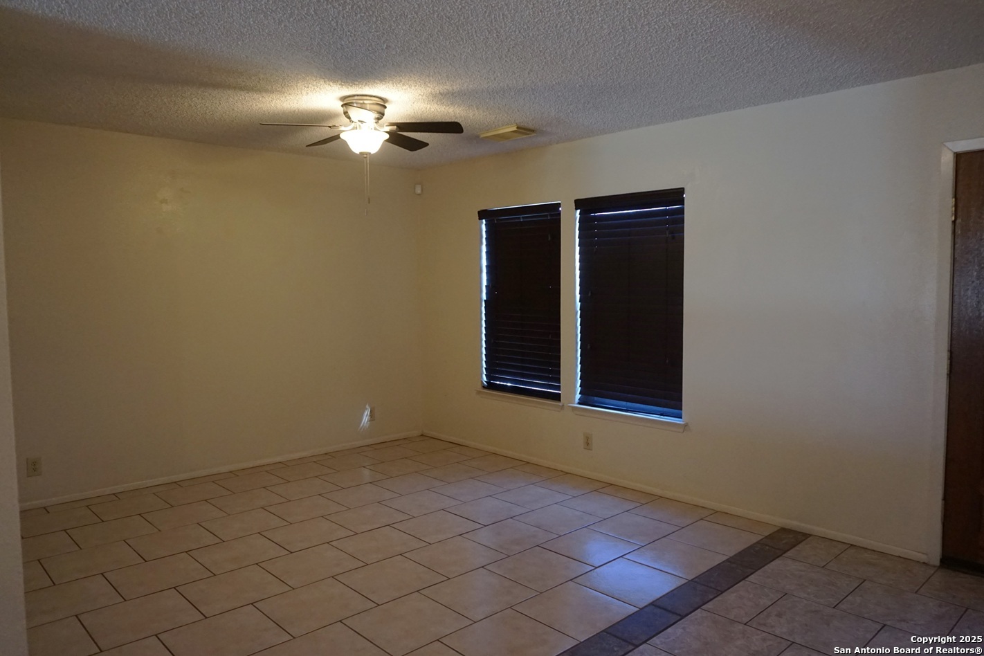 7515 Foss Meadows San Antonio TX 78244