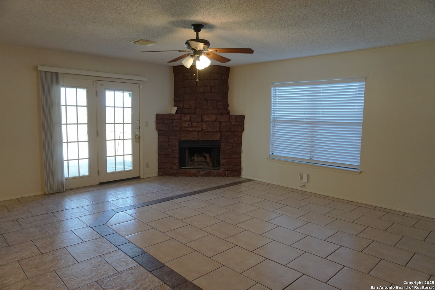 7515 Foss Meadows San Antonio TX 78244