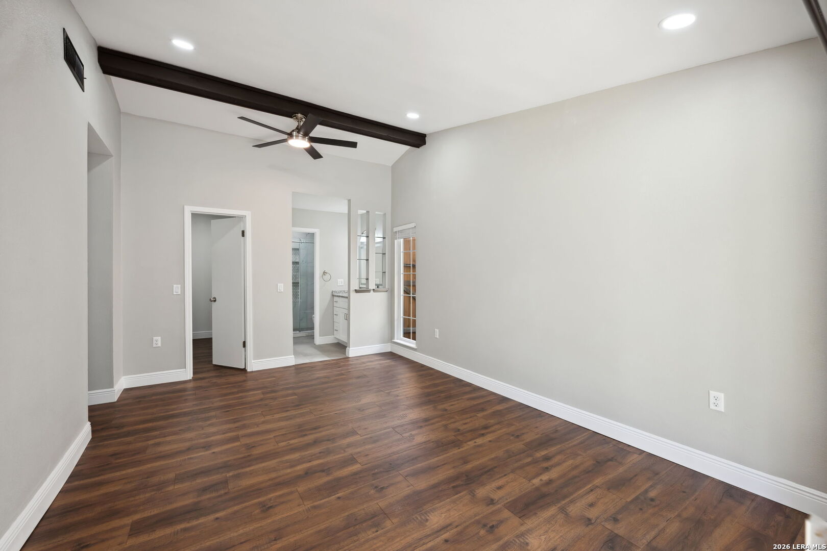 8340 Highland View Universal City TX 78148