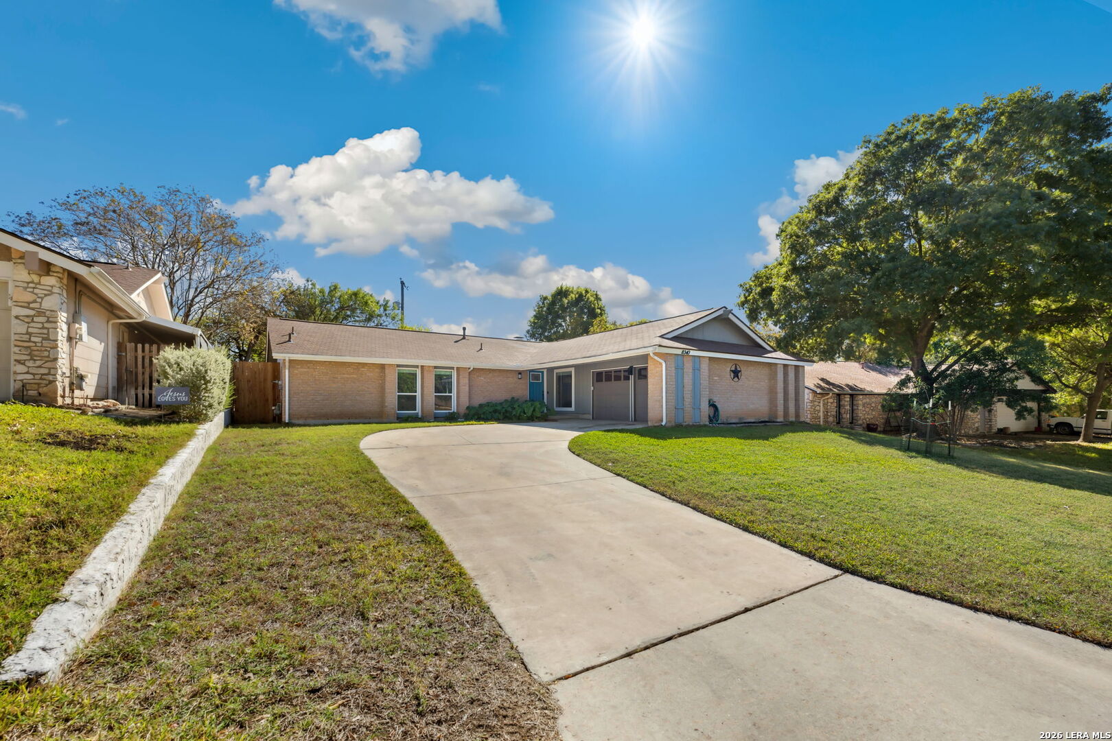 8340 Highland View Universal City TX 78148