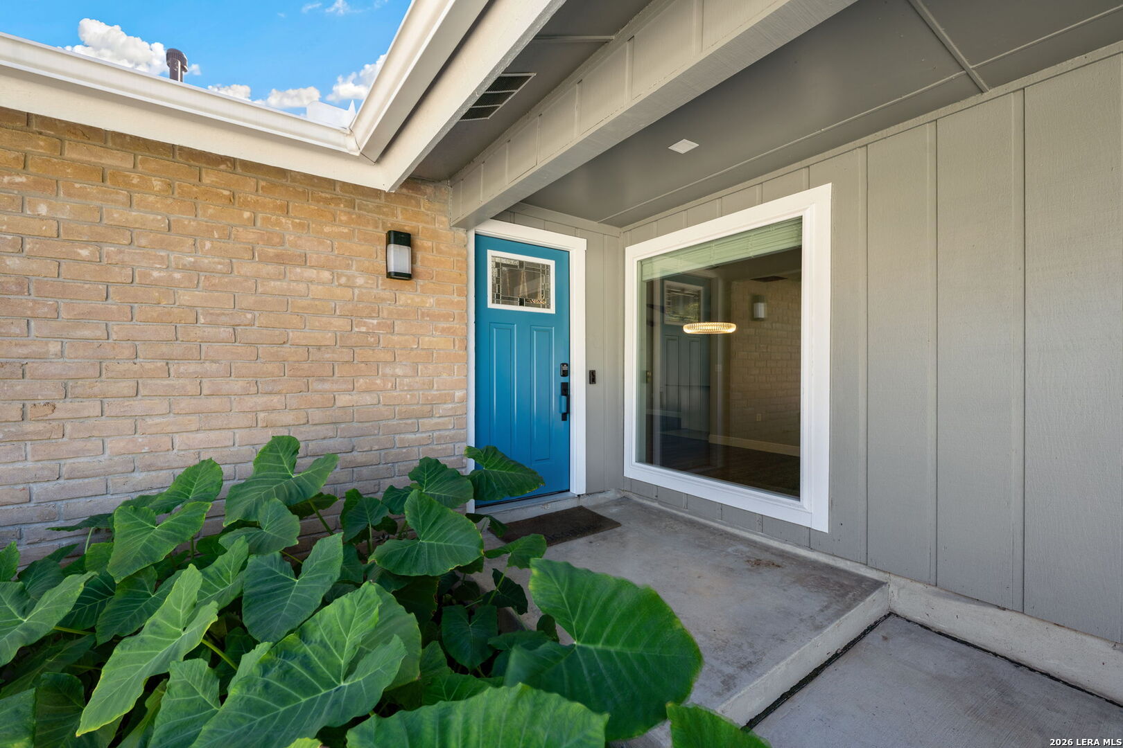 8340 Highland View Universal City TX 78148
