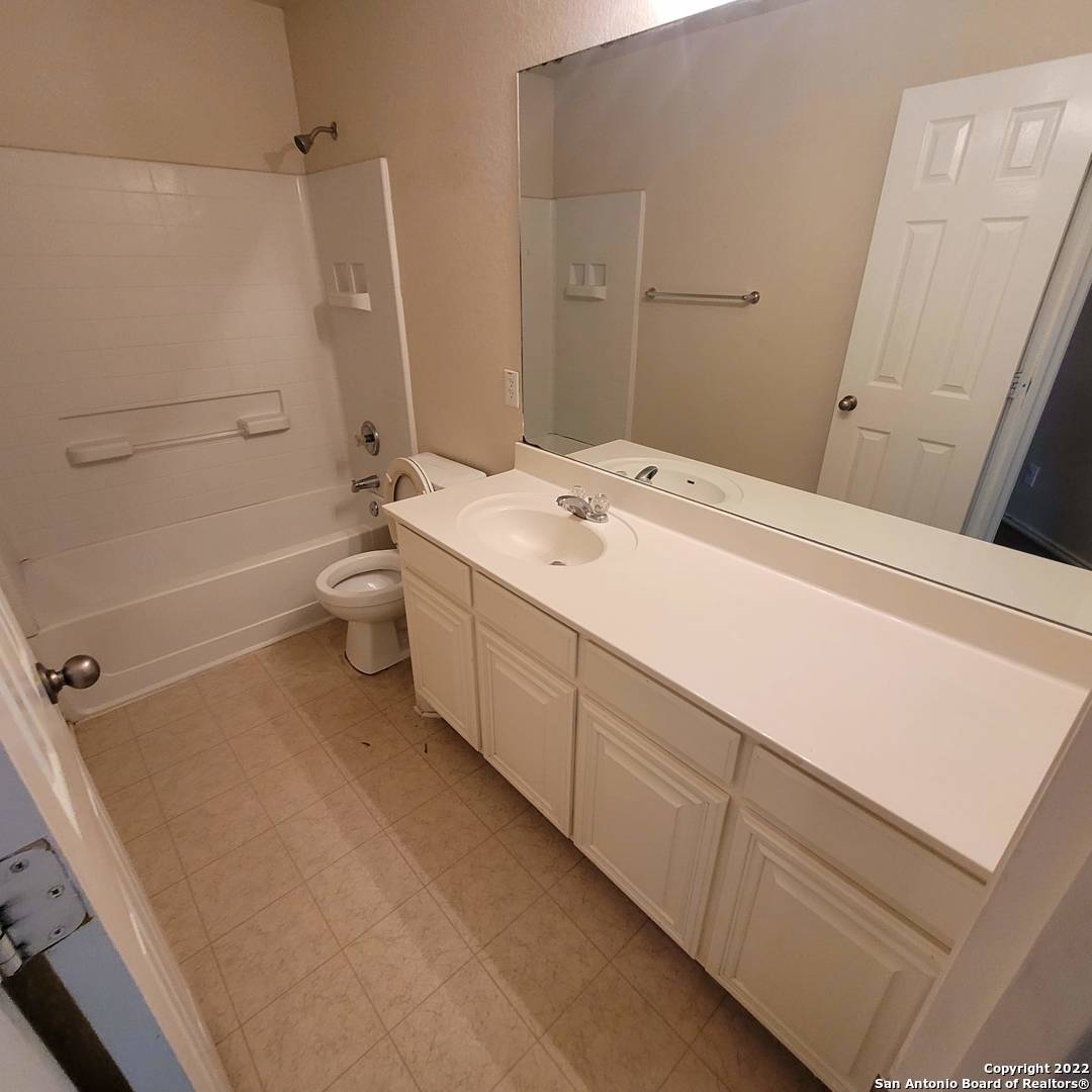 6503 Ithaca Forest San Antonio TX 78239