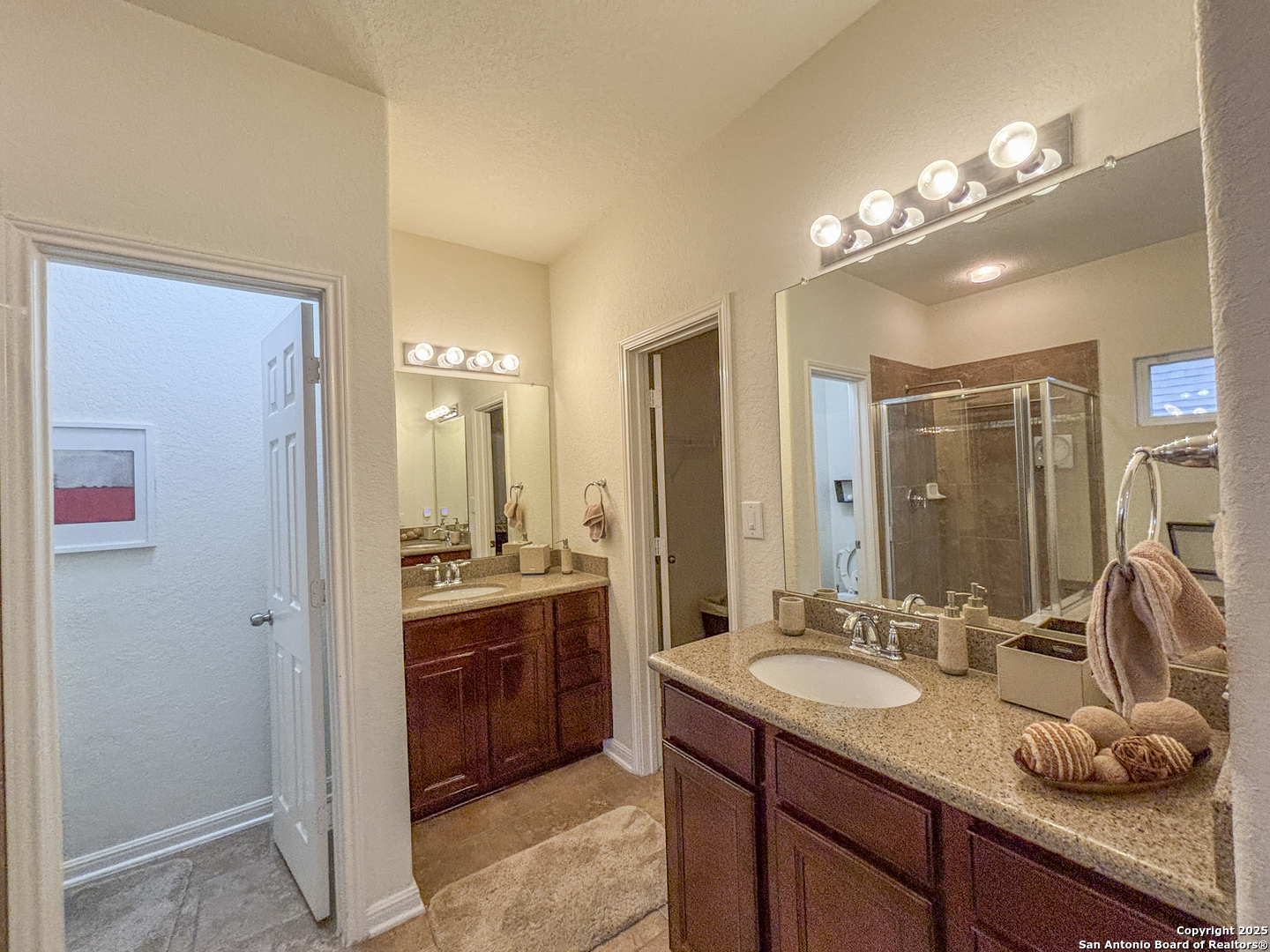 25010 Buttermilk Lane San Antonio TX 78255