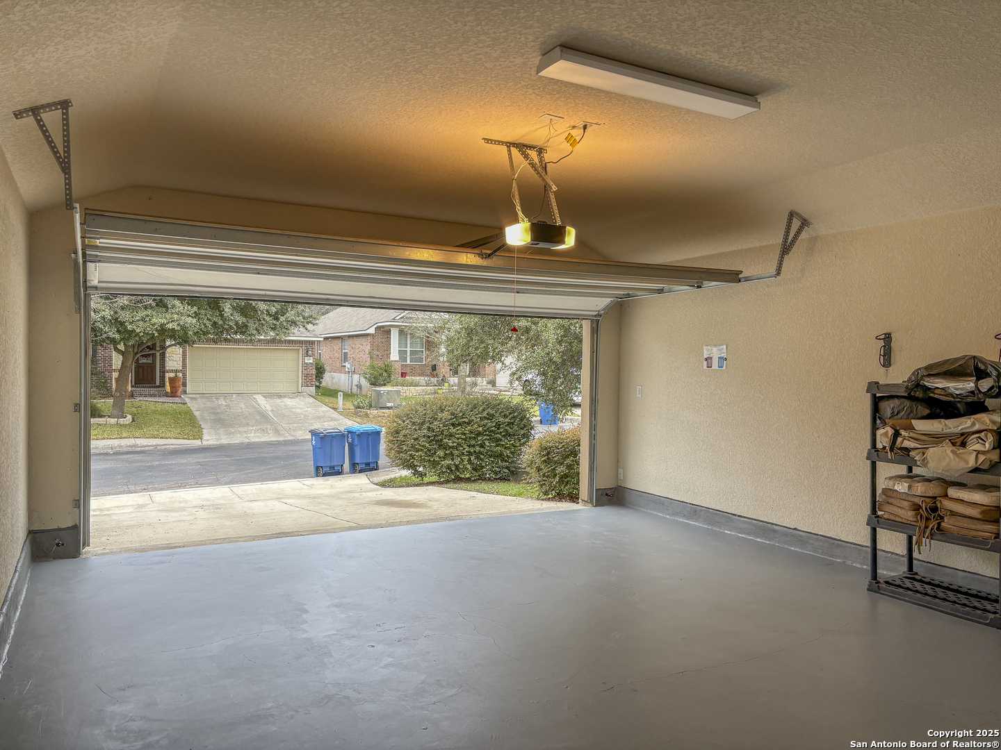 25010 Buttermilk Lane San Antonio TX 78255