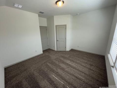 7541 Briarwood Pass San Antonio TX 78252