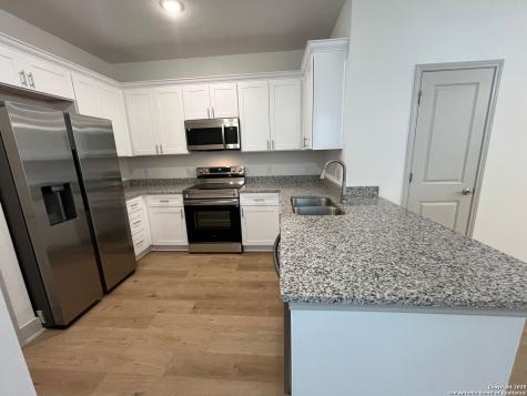 7541 Briarwood Pass San Antonio TX 78252