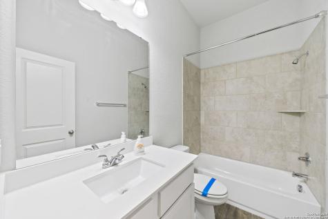 2981 Grove Way Seguin TX 78155