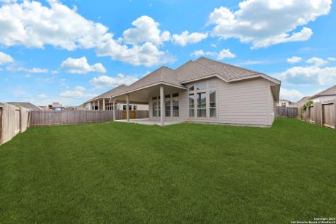 2981 Grove Way Seguin TX 78155