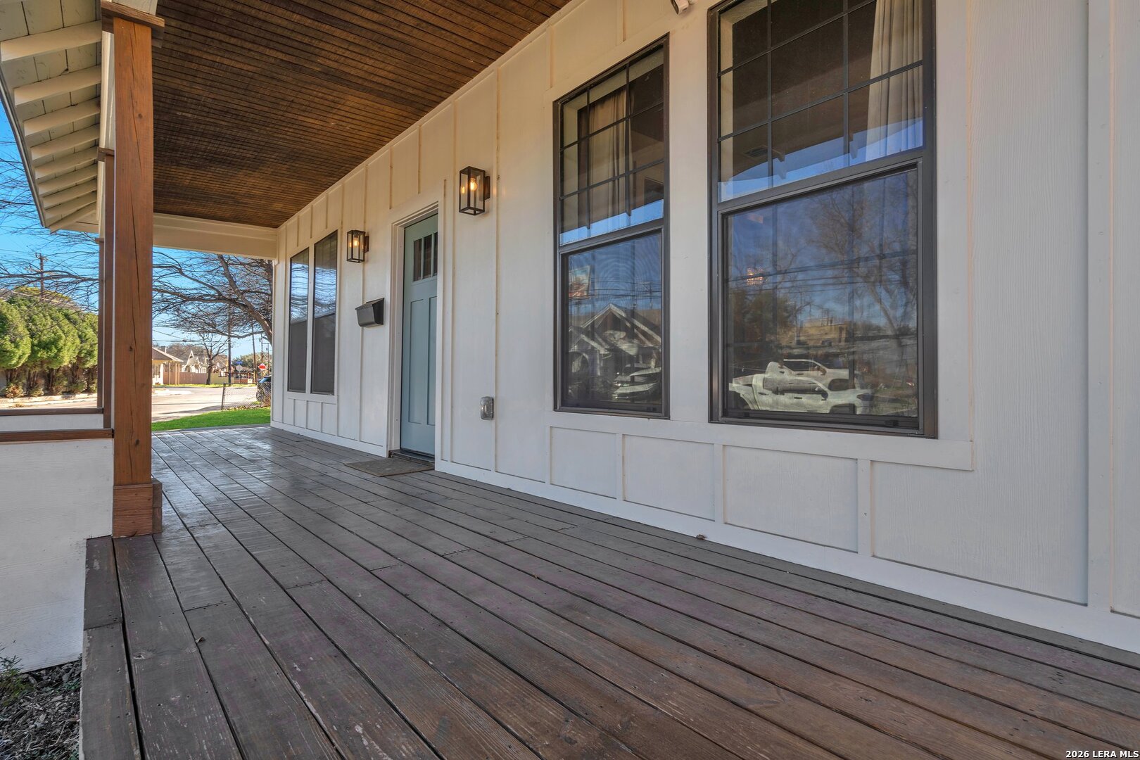 554 E Mitchell Street San Antonio TX 78210