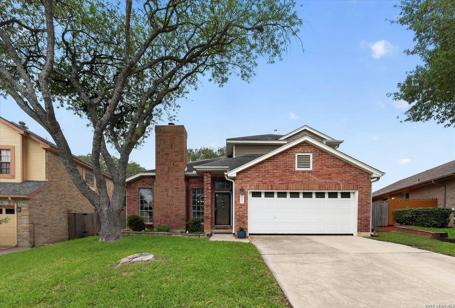 11211 Forest Rain Live Oak TX 78233