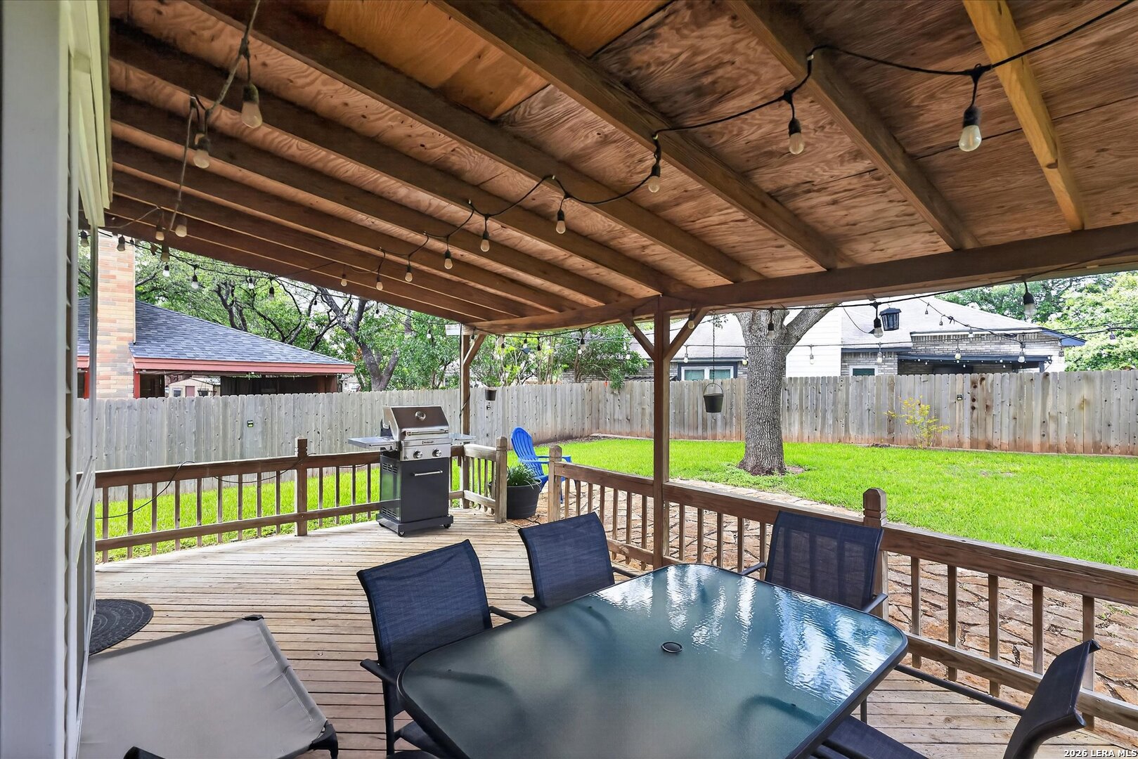 11211 Forest Rain Live Oak TX 78233