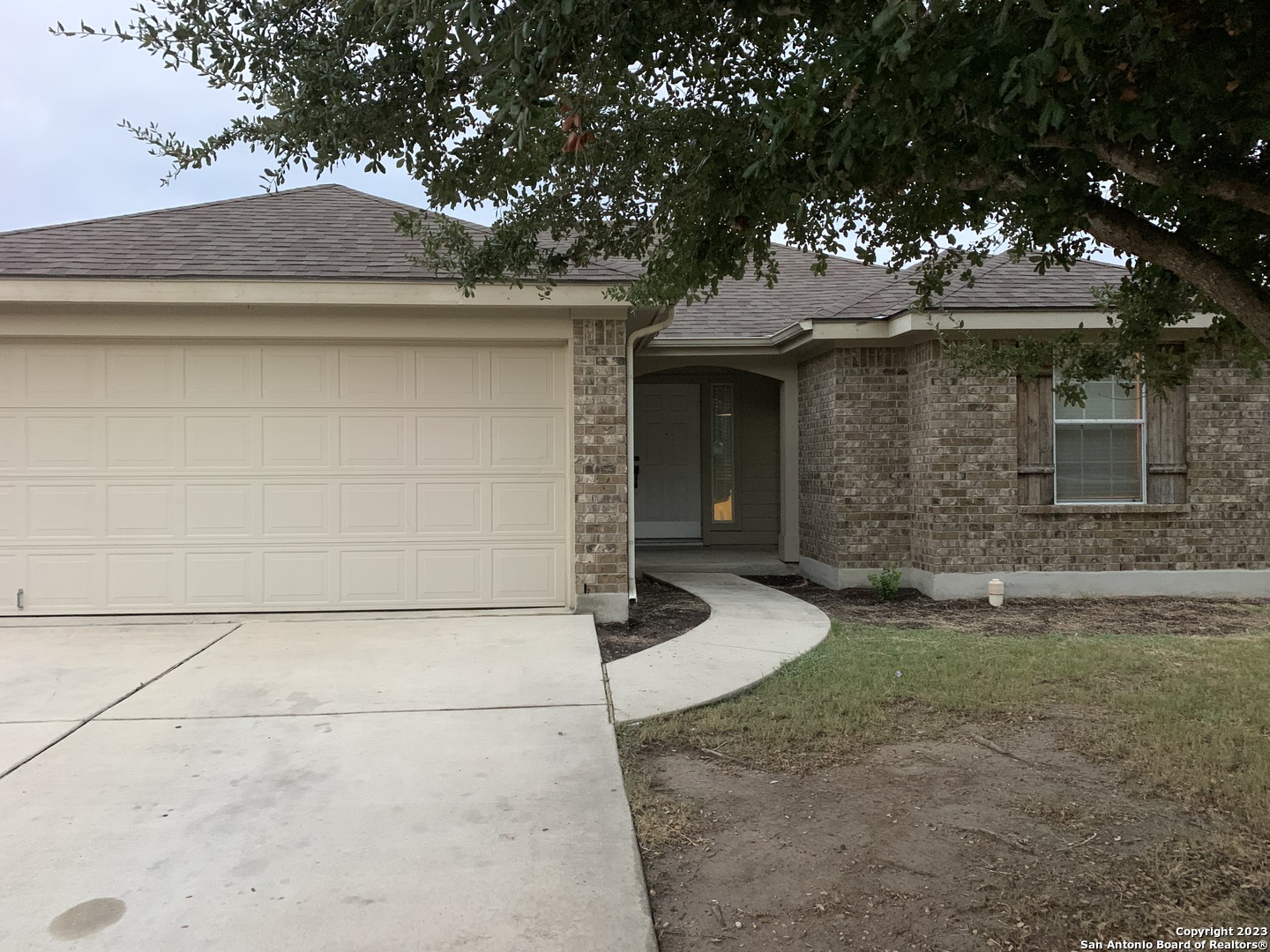 4618 Everett Loop Converse TX 78109