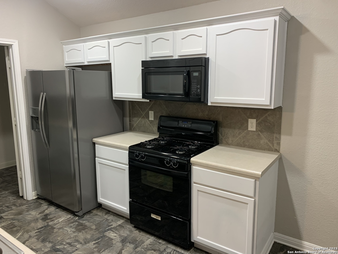 4618 Everett Loop Converse TX 78109